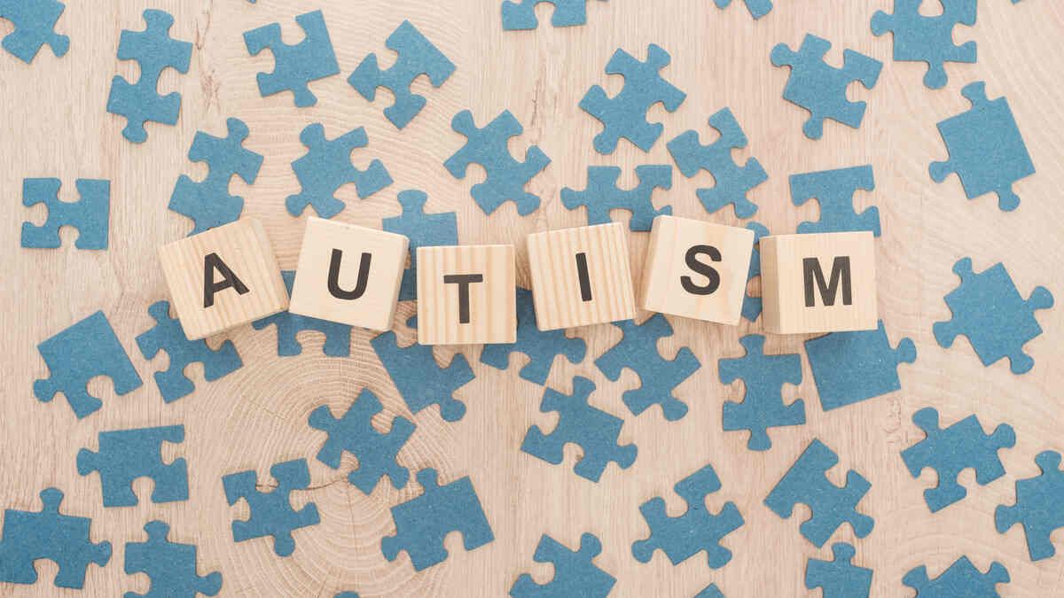 Autyzm w świetle nauki: Definicja i poszukiwanie przyczyn